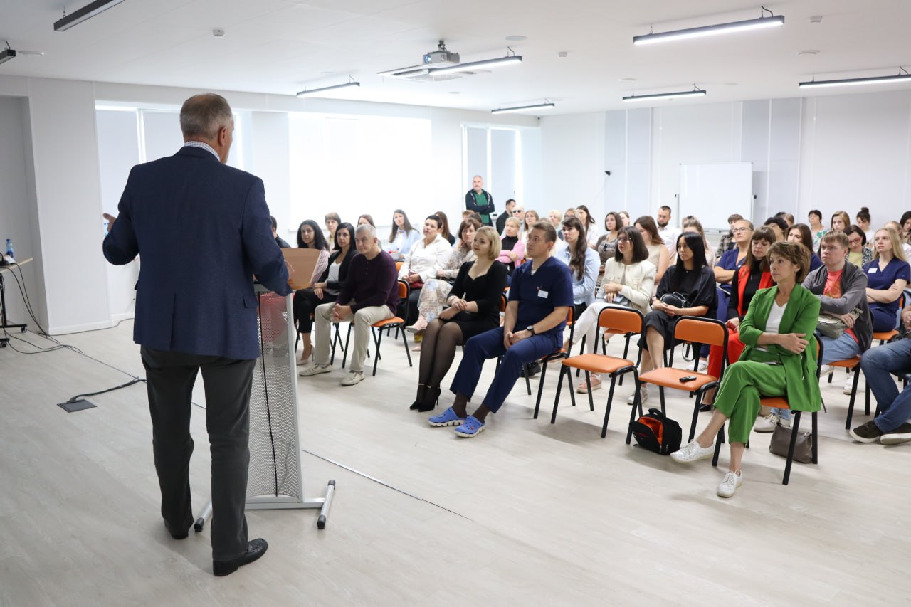В Благовещенске прошел симпозиум «Профилактика внезапной сердечной смерти и хронической сердечной недостаточности»